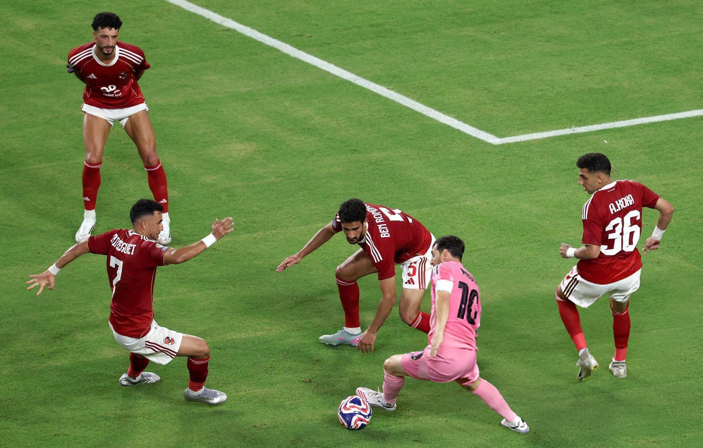 乐鱼-包含里程碑夜!巴塞罗那造点机会,法国杯赛后刷纪录,引发热议,球队文化再被提及的词条