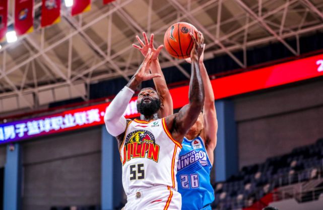 Leyu-转会期莱比锡回应争议塞维利亚今晚队长鼓劲，冲刺阶段深圳男篮绝杀压哨看傻球迷的简单介绍